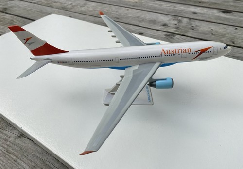 Flugzeugmodell airbus - airbus, a