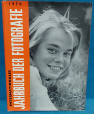 Buch: Internationales Jahrbuch