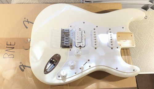 Fender squier stratocaster - squier,