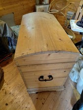 Antike XL Runddeckeltruhe