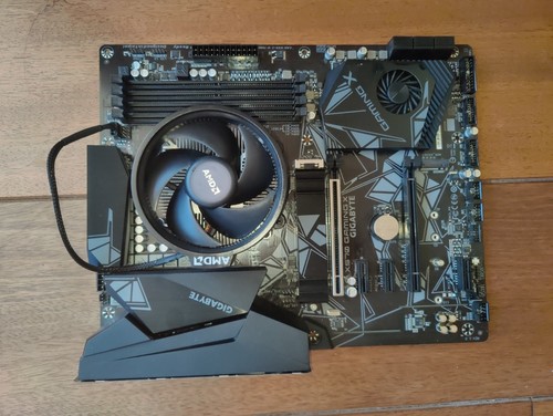 Bundle gigabyte x570 - bundle:,