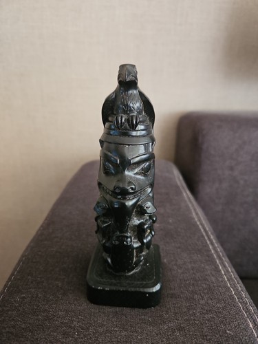 Totempfahl figur von - boma, aus