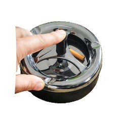 Großer Metall-Drehaschenbecher Schwarz-Chrom 13cm – Raucherzubehör