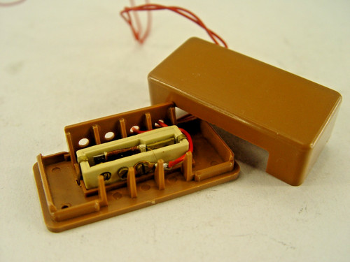 Aufenthaltsschalter 647 - ,