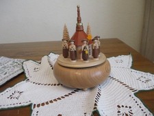 Romance Swiss Musical Mouvement Spieluhr geschnitzt Oh Du Fröhliche