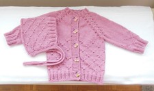 Ausfahrgarnitur Gr. 68, Babyjacke u Mütze in Altrosa, Strickjacke Handarbeit