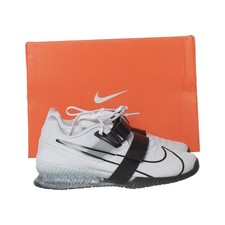 Nike, Gewichtheber-Schuhe