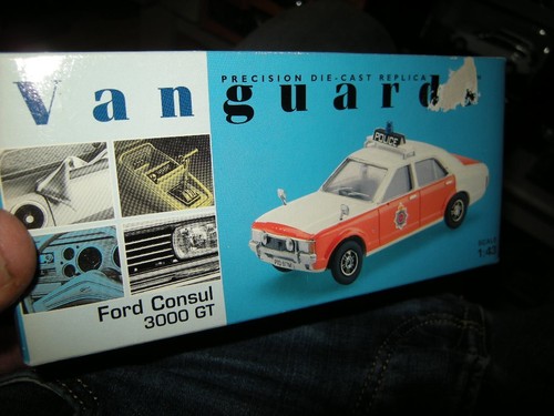 Vanguards ford consul - 1:43,