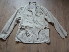 Tolle Jacke von Marlboro Classics in beige Gr. 44