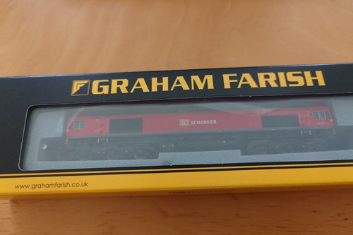 Graham farish class 66 - farish.,