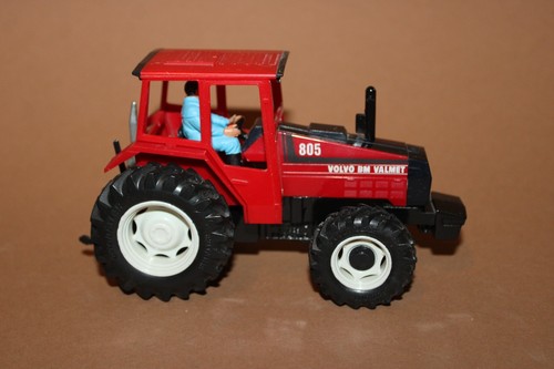Britains traktor volvo bm - traktor,