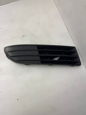 Original VW Polo 9N Nebelscheinwerfer Blende Gitter vorne rechts 6Q0853666E