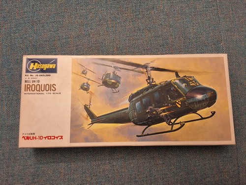 Hasegawa iroquois bell 1d - bell, uh-1d