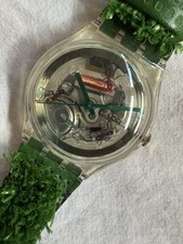 Swatch SKZ103 Limited Edition Green Turf Gartenrasen Armbanduhr ungetragen
