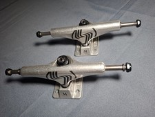 Silver Trucks 8.25 Hollow Mid