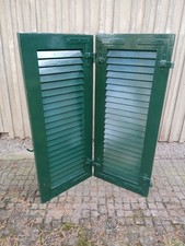 1 doppelter Fensterladen -