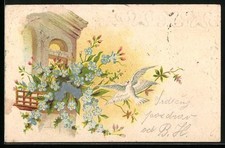 Stoff-Präge-AK Taubenpaar vor Fenster mit Balkon u. Vergissmeinnicht-Strauß, ge 