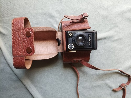 Kamera perfekta mit tasche ddr - kamera,