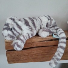 Jellycat Little Sacha Sasha