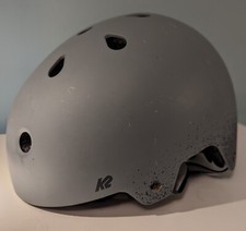 k2 varsity pro - Skaterhelm grau mit leichten Gebrauchsspuren