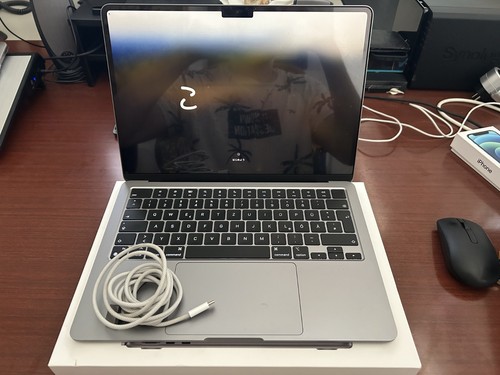 Apple macbook air mit - (2023),