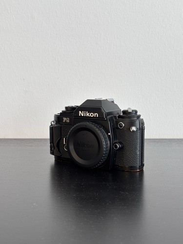 Nikon slr body schwarz - nikon,