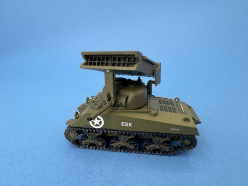 Panzer wwii m4 sherman - 1:72,