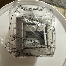 LED Wandeinbauleuchte, IP20, eckig, 8.5x8.5cm, mit Teil-Blende und Treppen-Refle