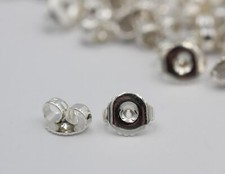 2 Flügel, Ohrmutter