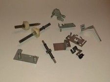 Pos 4) Bauteile aus Uher