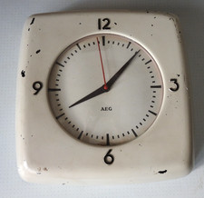AEG KÜCHENUHR WERKS FABRIKUHR WANDUHR 50ER - 70ER JAHRE
