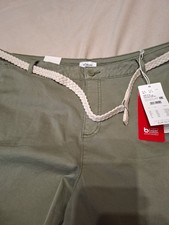 s.Oliver Damen Chino Stoffhose