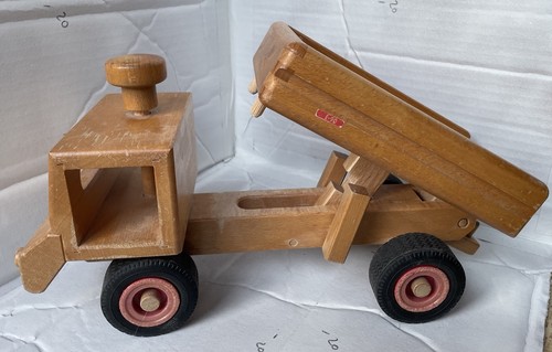 Fagus holzspielzeug lkw - holzspielzeug,