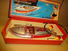 Schuco Rennboot Elektro Delfino 5411