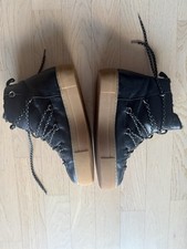 Winterschuhe & Other Stories