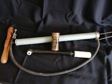 2 alte DDR Fahrradluftpumpen