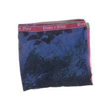 Plomo o Plata, Halstuch, Alice