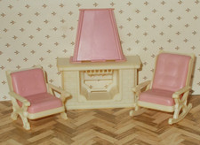 Jean Höfler Kamin Sessel Schaukelstuhl Rosa Weiß Kunststoff Möbel Puppenhaus