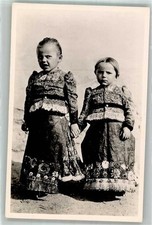 38132275 - Tracht Ungarn Kind