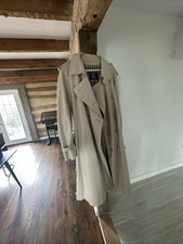 Burberry Trenchcoat