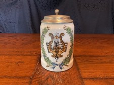 Bierkrug Zinndeckel Dr. Merkle Atelier Qualitätsporzellan handdekoriert (Musik)