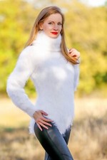 SUPERTANYA white mohair