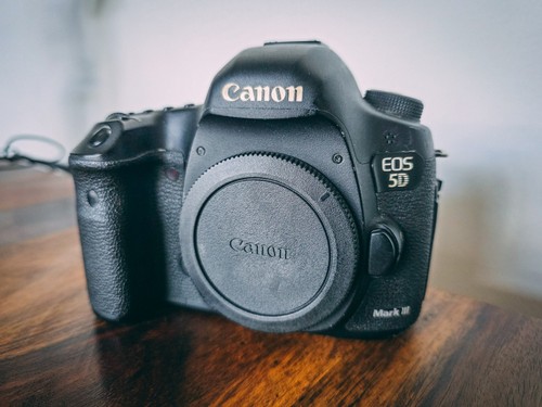 Canon eos mark iii - canon,