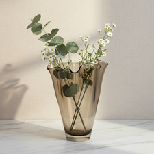 Vase Glas gewellt braun