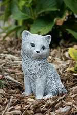 Steinfigur Katze Lilly sitzend