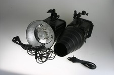 Hensel Set: 2x Mono Profi