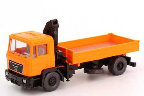 Wiking 67501 man f90 - man, (kurze