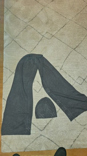 Schal mütze set aus - mütze,