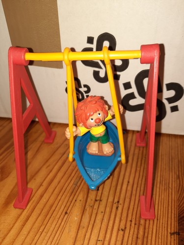 Pumuckl auf schiffsschaukel - pumuckl,