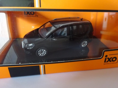 Touran 2010 schwarz - vw,